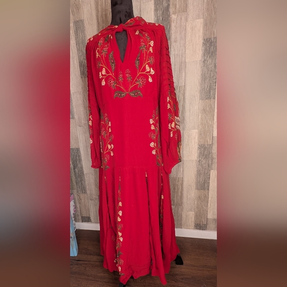 Farm Rio Berry Red Maxi Dress NWT - Picture 2 of 16